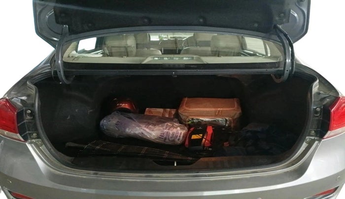 2019 Maruti Ciaz ALPHA 1.5 SHVS PETROL, Petrol, Manual, 23,300 km, exterior