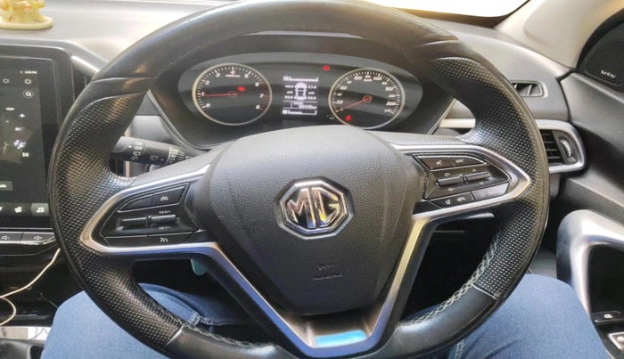 2019 MG HECTOR SMART HYBRID 1.5 PETROL, Petrol, Manual, 88,446 km, interior