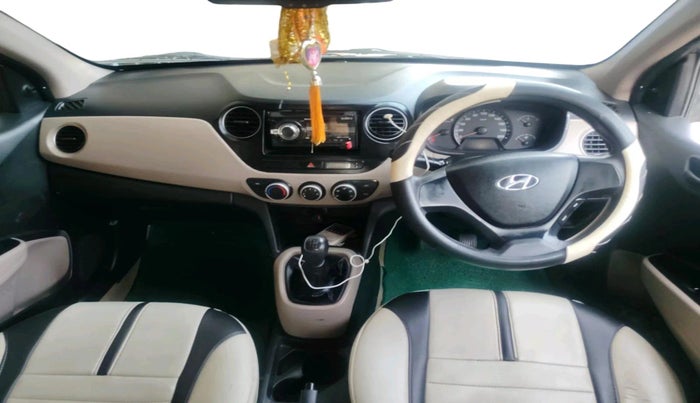 2014 Hyundai Xcent BASE 1.2, Petrol, Manual, 1,37,091 km, interior