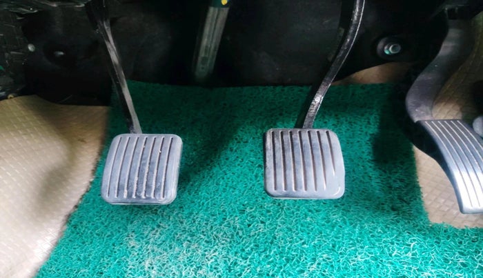 2014 Hyundai Xcent BASE 1.2, Petrol, Manual, 1,37,091 km, interior