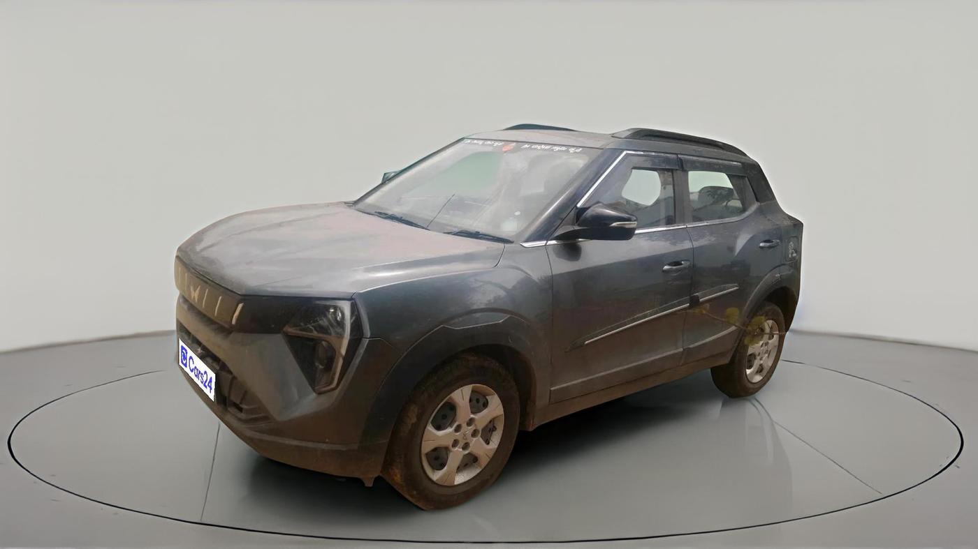 2024 Mahindra XUV 3XO MX3 1.2 L TCMPFi, Petrol, Manual, 79,671 km, exterior