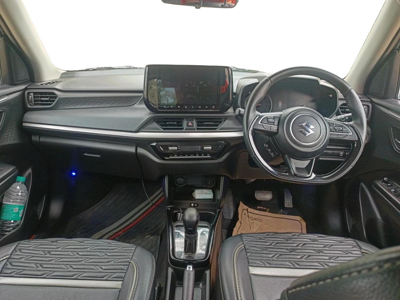 2024 Maruti Swift ZXI PLUS AMT DUAL TONE, Petrol, Automatic, 16,707 km, interior