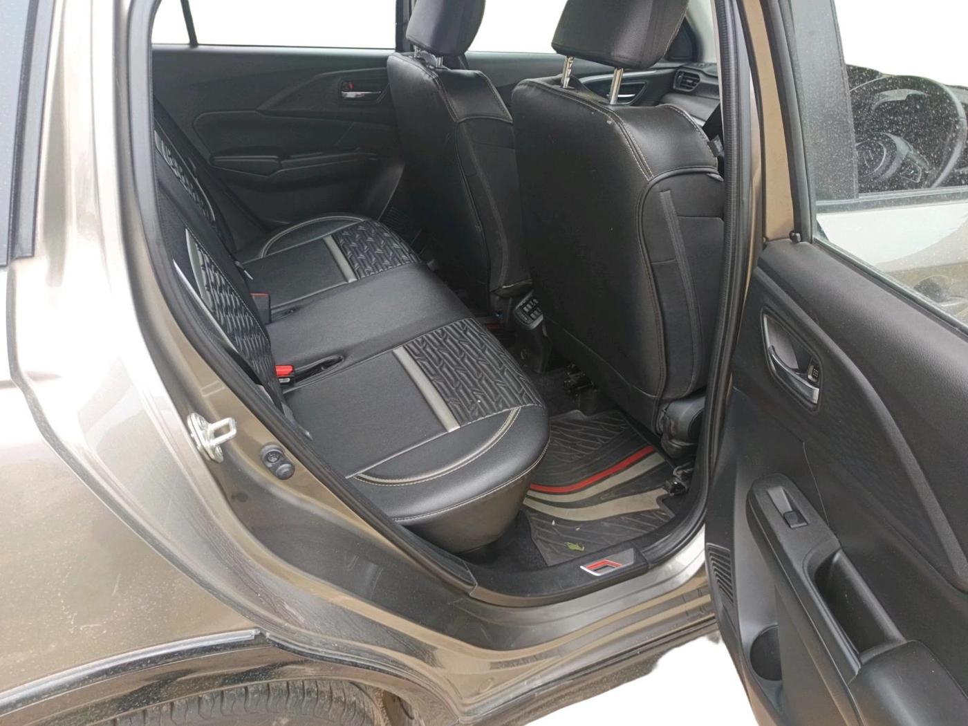 2024 Maruti Swift ZXI PLUS AMT DUAL TONE, Petrol, Automatic, 16,707 km, interior
