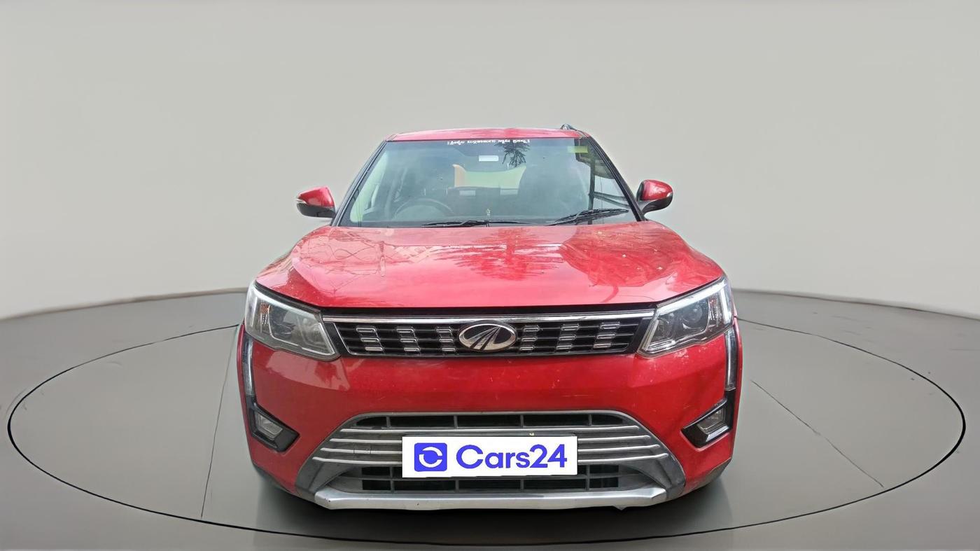 2019 Mahindra XUV300 W8 1.5 DIESEL, Diesel, Manual, 64,869 km, exterior