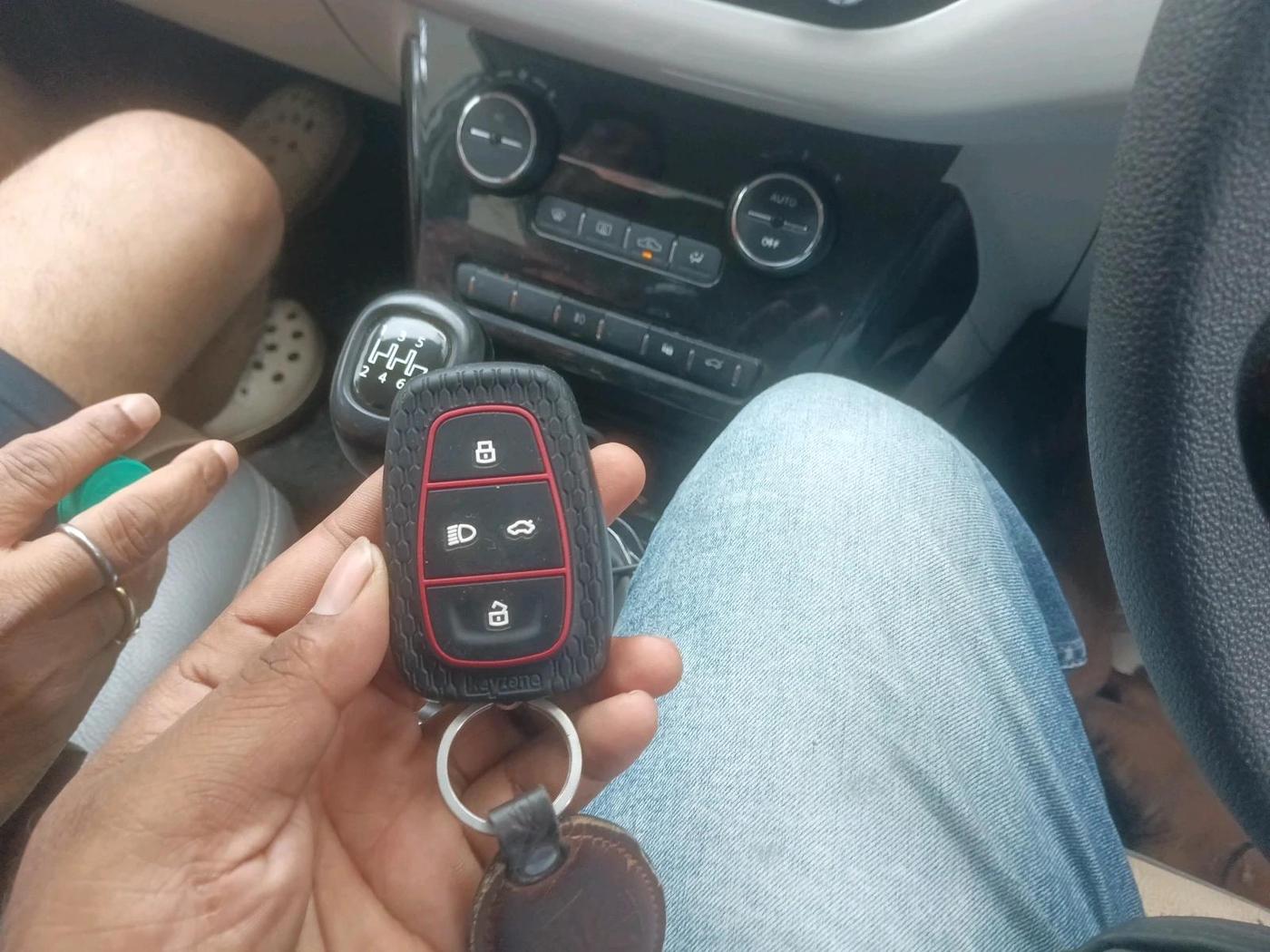 2021 Tata NEXON XZ PLUS PETROL, Petrol, Manual, 65,124 km, interior