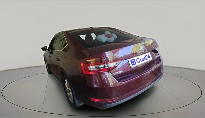 2016 Skoda Superb L&K 1.8 TSI AT, Petrol, Automatic, 1,00,739 km, exterior