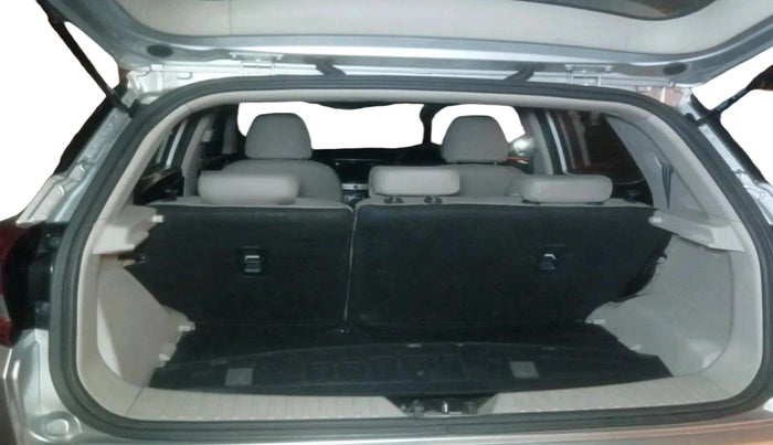 2019 Mahindra XUV300 W6 1.2 PETROL, Petrol, Manual, 56,241 km, exterior