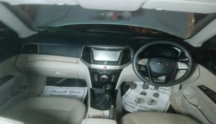 2019 Mahindra XUV300 W6 1.2 PETROL, Petrol, Manual, 56,241 km, interior