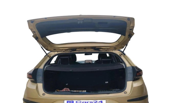 2020 Tata ALTROZ XZ PETROL, Petrol, Manual, 61,944 km, exterior