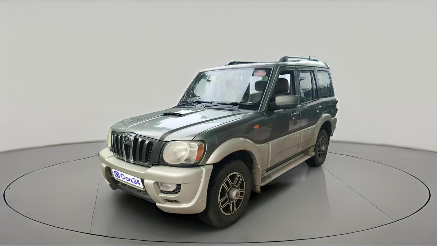 2012 Mahindra Scorpio SLE BS-III, Diesel, Manual, 69,631 km, exterior