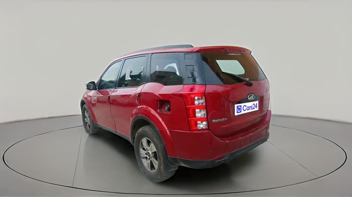 2011 Mahindra XUV500 W8, Diesel, Manual, 2,12,000 km, exterior