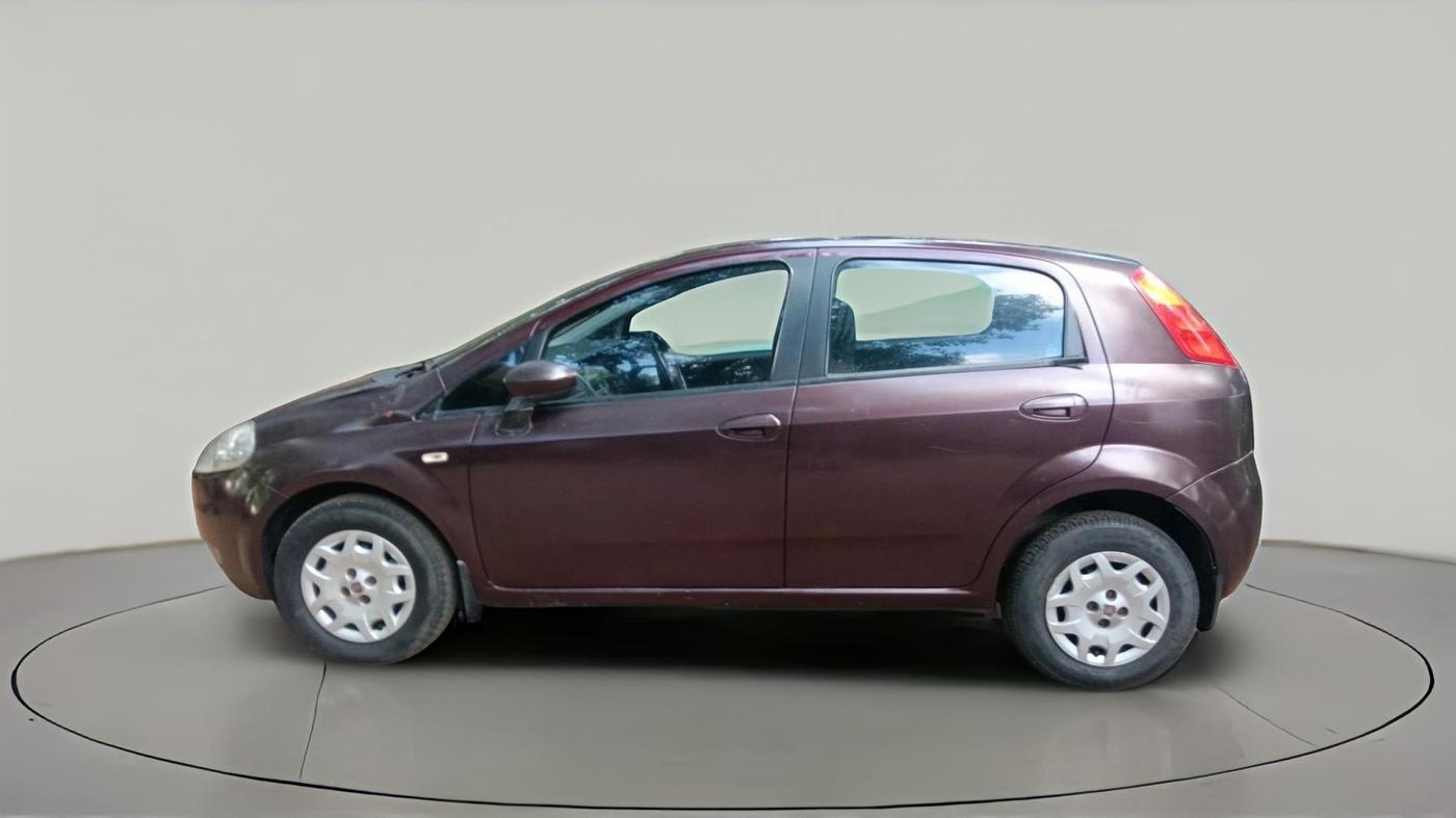 2011 Fiat Grand Punto EMOTION 1.3, Diesel, Manual, 1,00,000 km, exterior