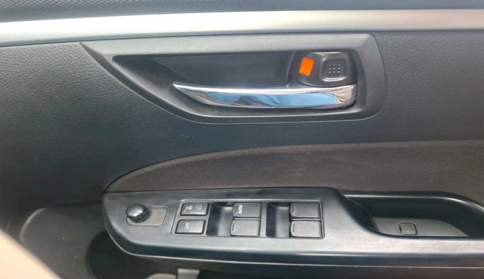 2012 Maruti Swift ZDI, Diesel, Manual, 1,20,718 km, interior
