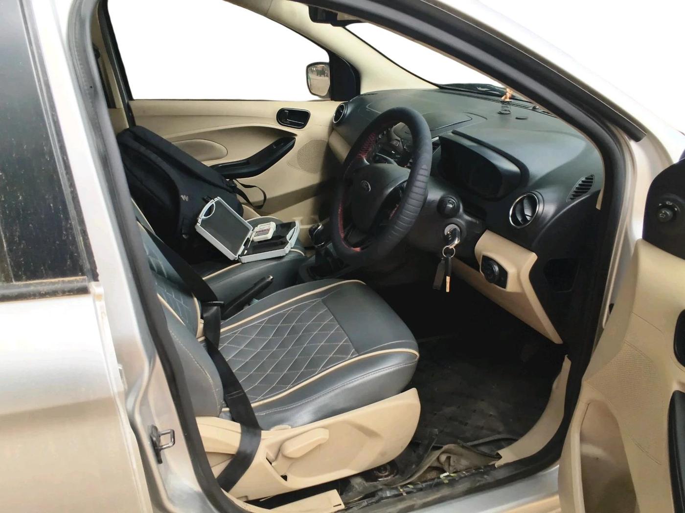 2017 Ford Figo Aspire TITANIUM 1.2 PETROL, Petrol, Manual, 70,265 km, interior