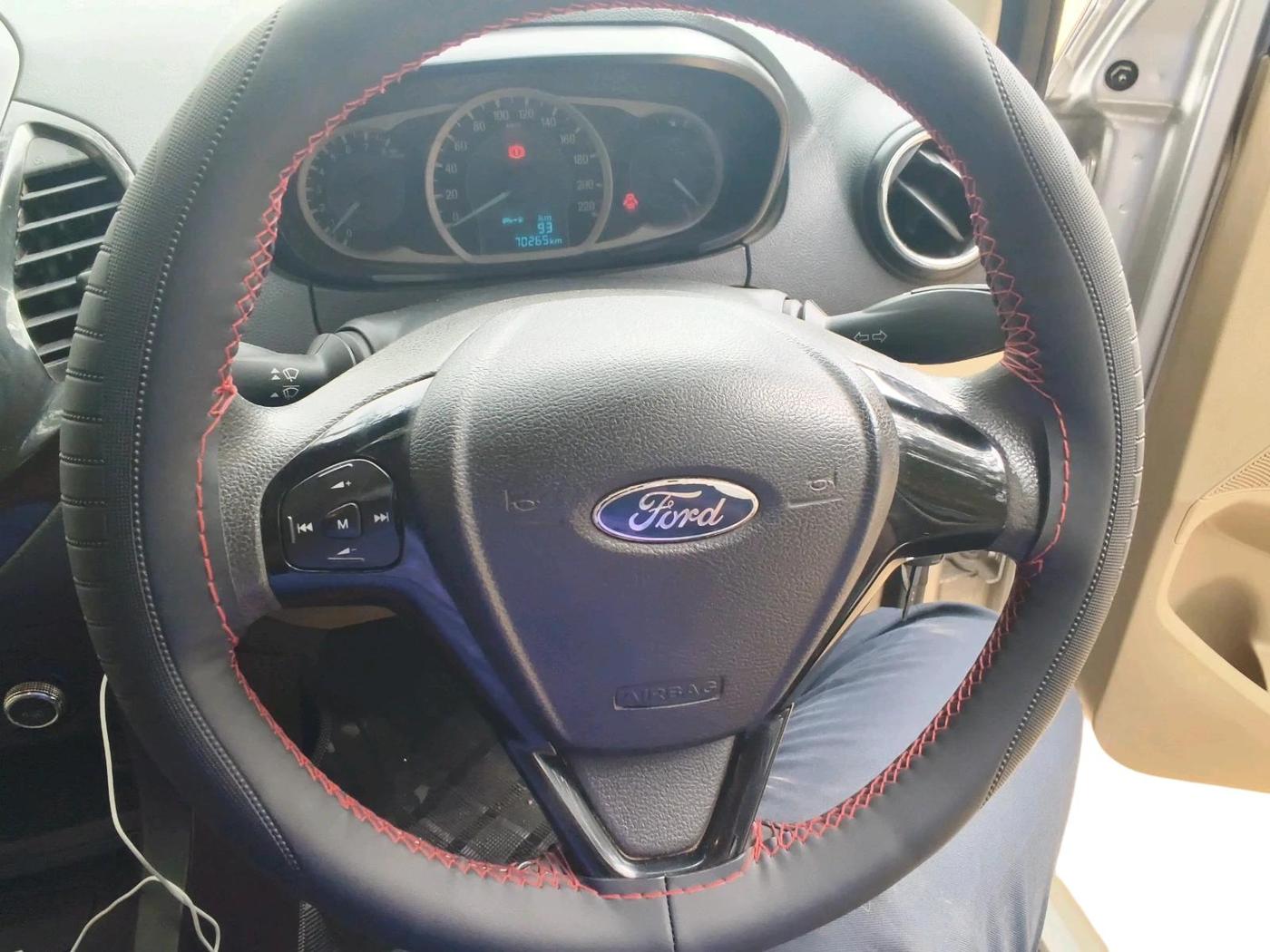 2017 Ford Figo Aspire TITANIUM 1.2 PETROL, Petrol, Manual, 70,265 km, interior