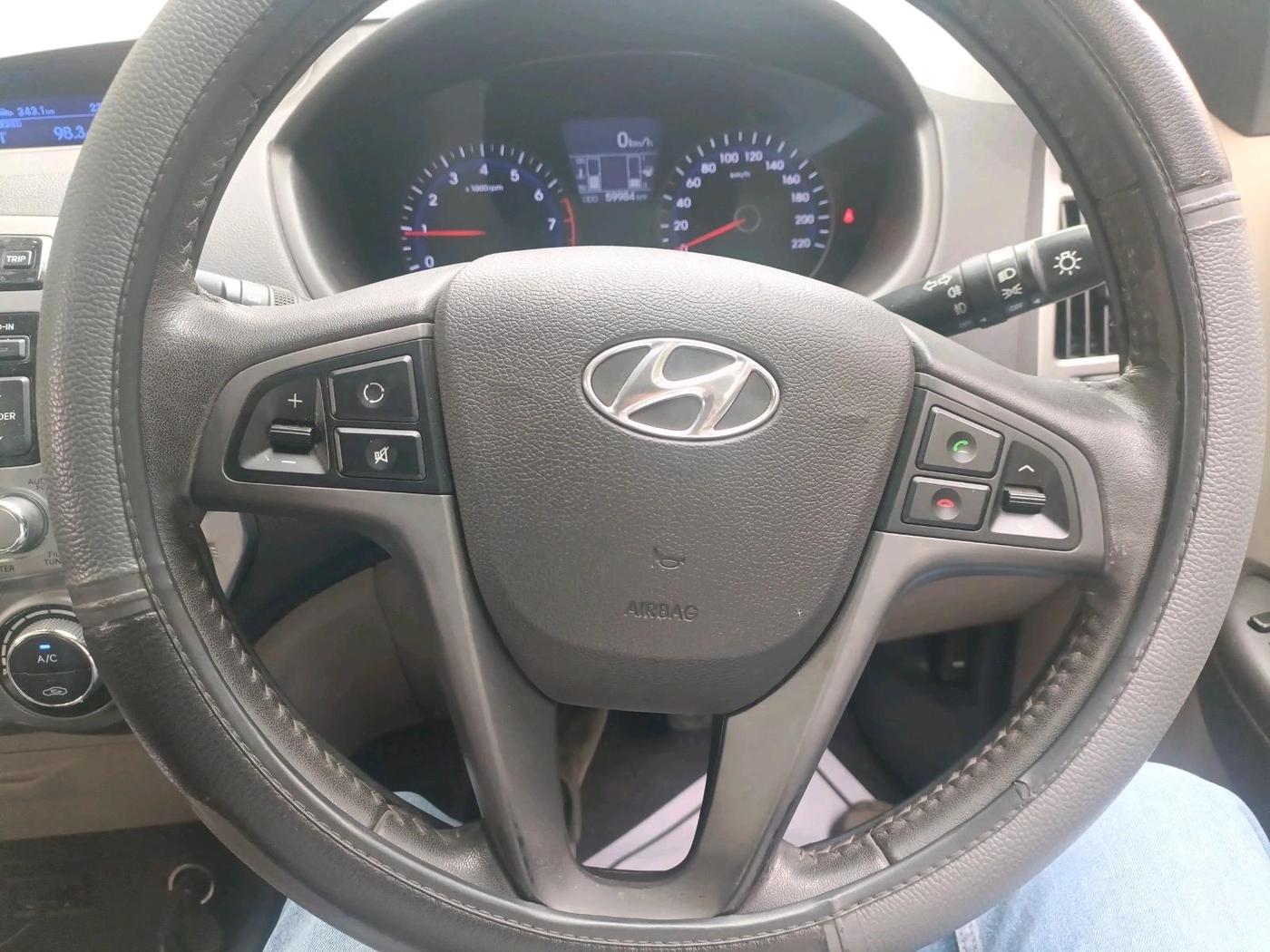 2013 Hyundai i20 ASTA 1.2, Petrol, Manual, 59,984 km, interior