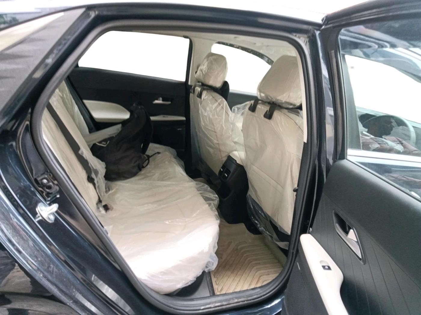 2025 Hyundai Verna SX Plus 1.5 Petrol MT, Petrol, Manual, 3,941 km, interior