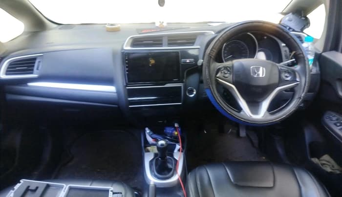 2018 Honda WR-V 1.5L I-DTEC VX MT, Diesel, Manual, 1,15,178 km, interior