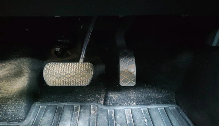 2022 MG ASTOR SAVVY 1.5 CVT S RED, Petrol, Automatic, 15,262 km, interior