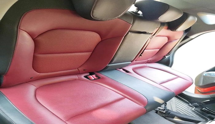 2022 MG ASTOR SAVVY 1.5 CVT S RED, Petrol, Automatic, 15,262 km, interior