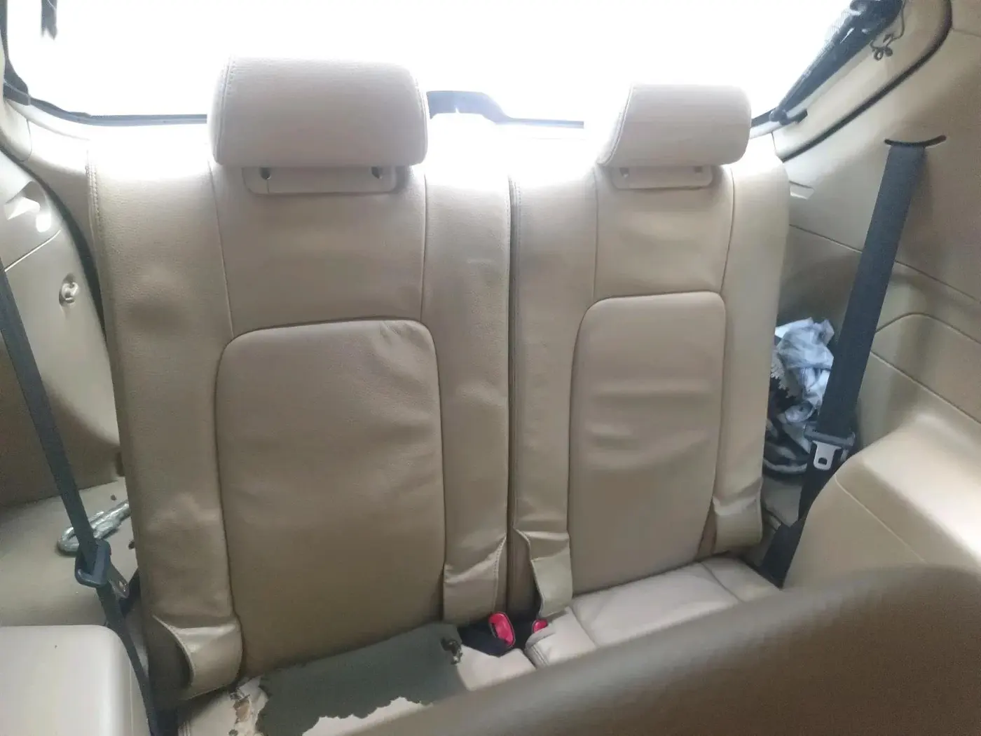 2010 Chevrolet Captiva LTZ AWD AT, Diesel, Automatic, 1,36,160 km, interior