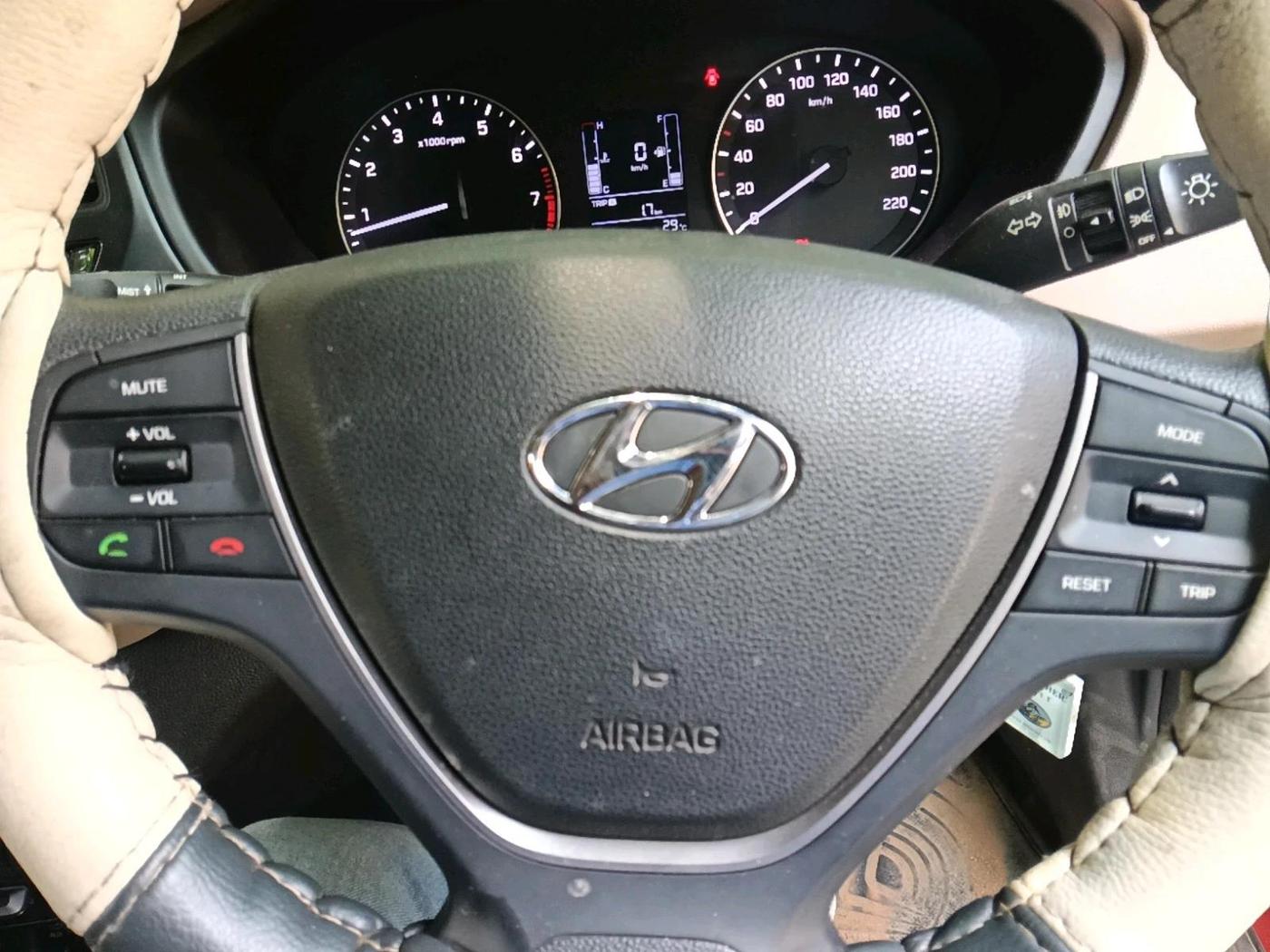 2016 Hyundai Elite i20 SPORTZ 1.2, Petrol, Manual, 40,200 km, interior