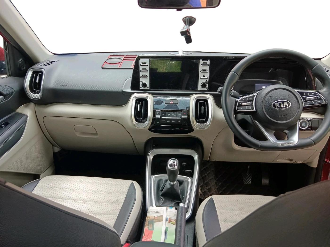 2021 KIA SONET HTX 1.0 IMT, Petrol, Manual, 21,983 km, interior