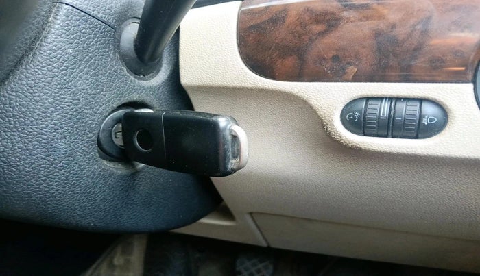 2012 Volkswagen Jetta COMFORTLINE TSI, Petrol, Manual, 1,32,240 km, interior