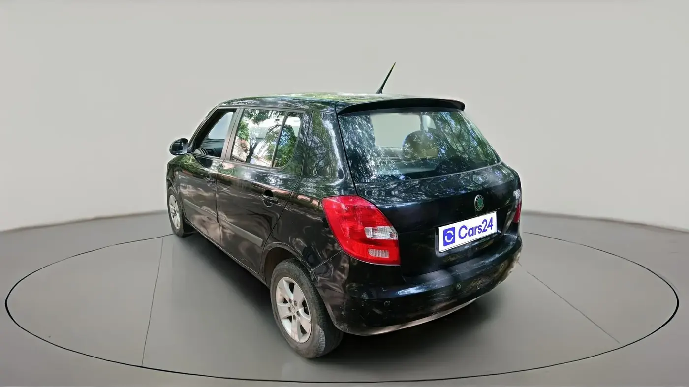 2011 Skoda Fabia ELEGANCE 1.2 MPI, Petrol, Manual, 61,154 km, exterior