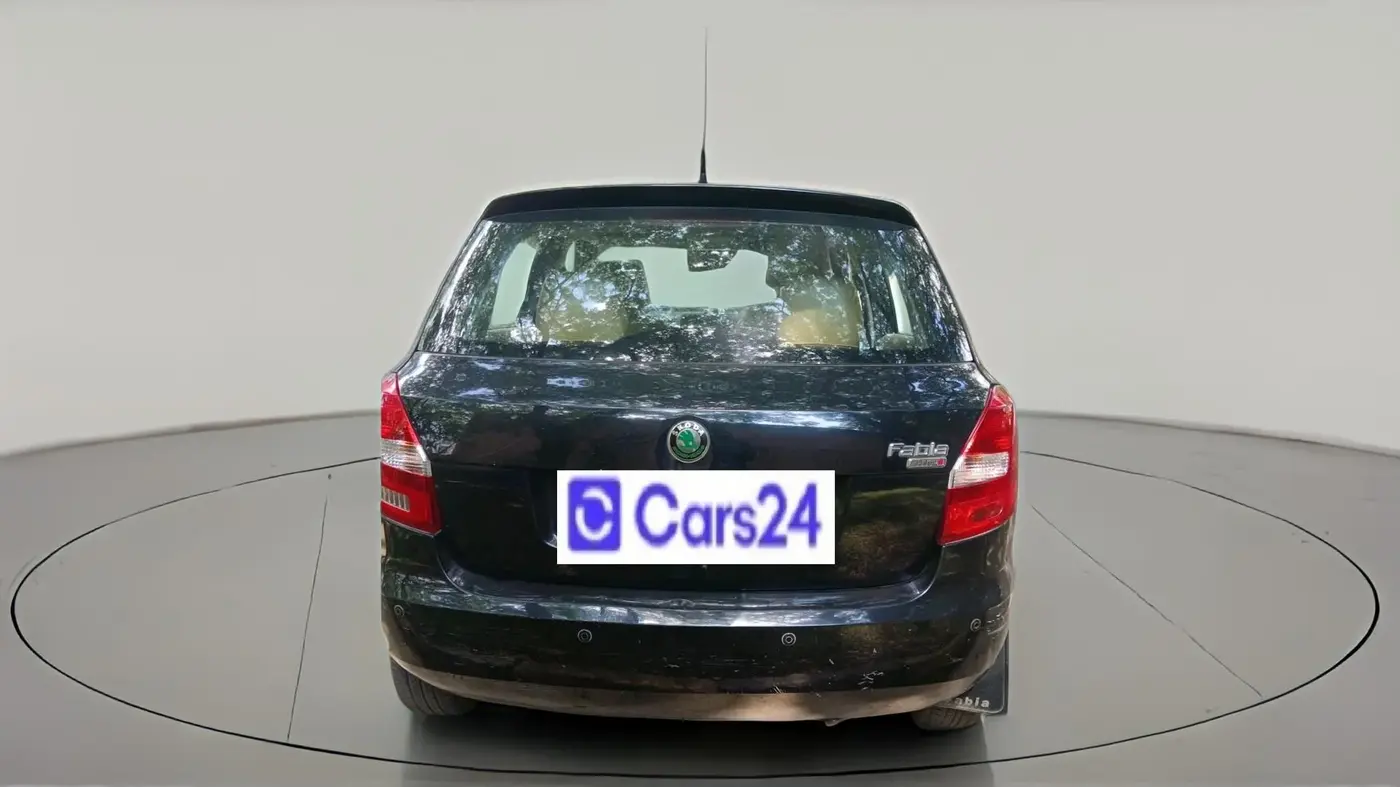 2011 Skoda Fabia ELEGANCE 1.2 MPI, Petrol, Manual, 61,154 km, exterior