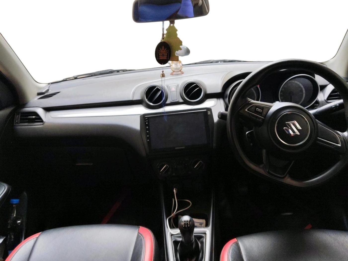 2020 Maruti Swift VXI, Petrol, Manual, 62,231 km, interior