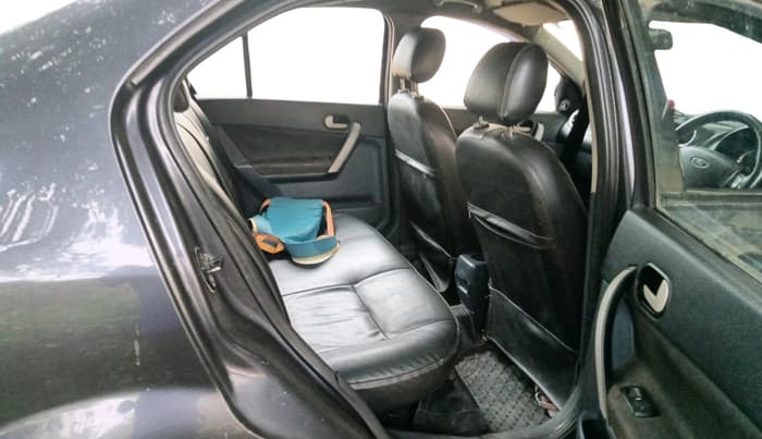 2011 Ford Fiesta Classic CLXI 1.4 DIESEL, Diesel, Manual, 1,45,388 km, interior
