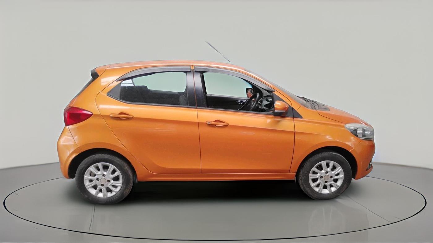 2018 Tata Tiago XTA PETROL, Petrol, Automatic, 68,288 km, exterior