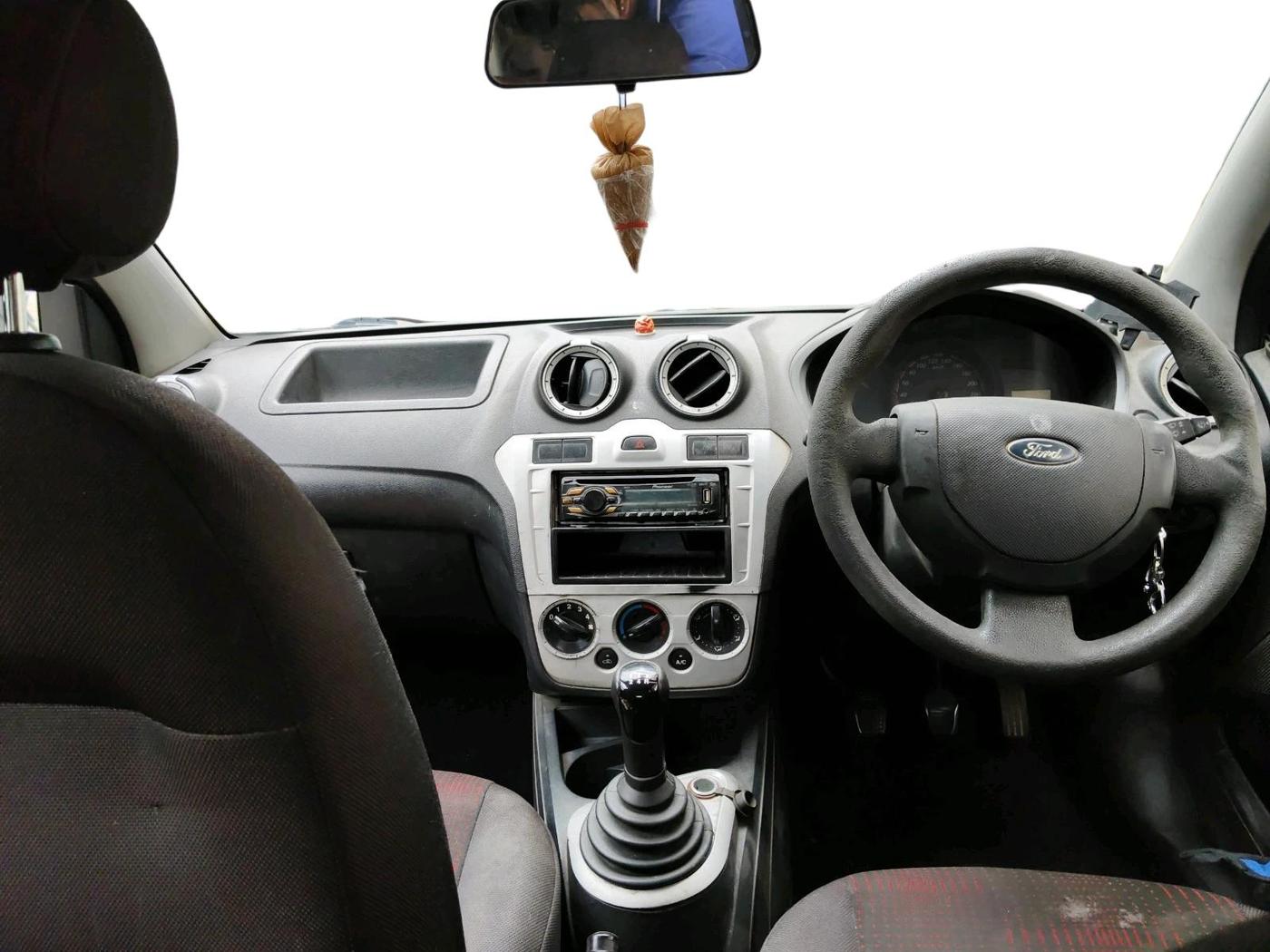 2012 Ford Figo EXI 1.4 DIESEL, Diesel, Manual, 2,23,589 km, interior