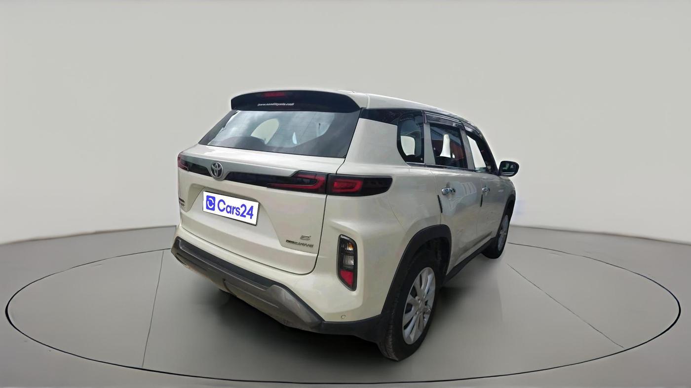 2025 Toyota URBAN CRUISER HYRYDER E NEO DRIVE, Petrol, Manual, 9,287 km, exterior