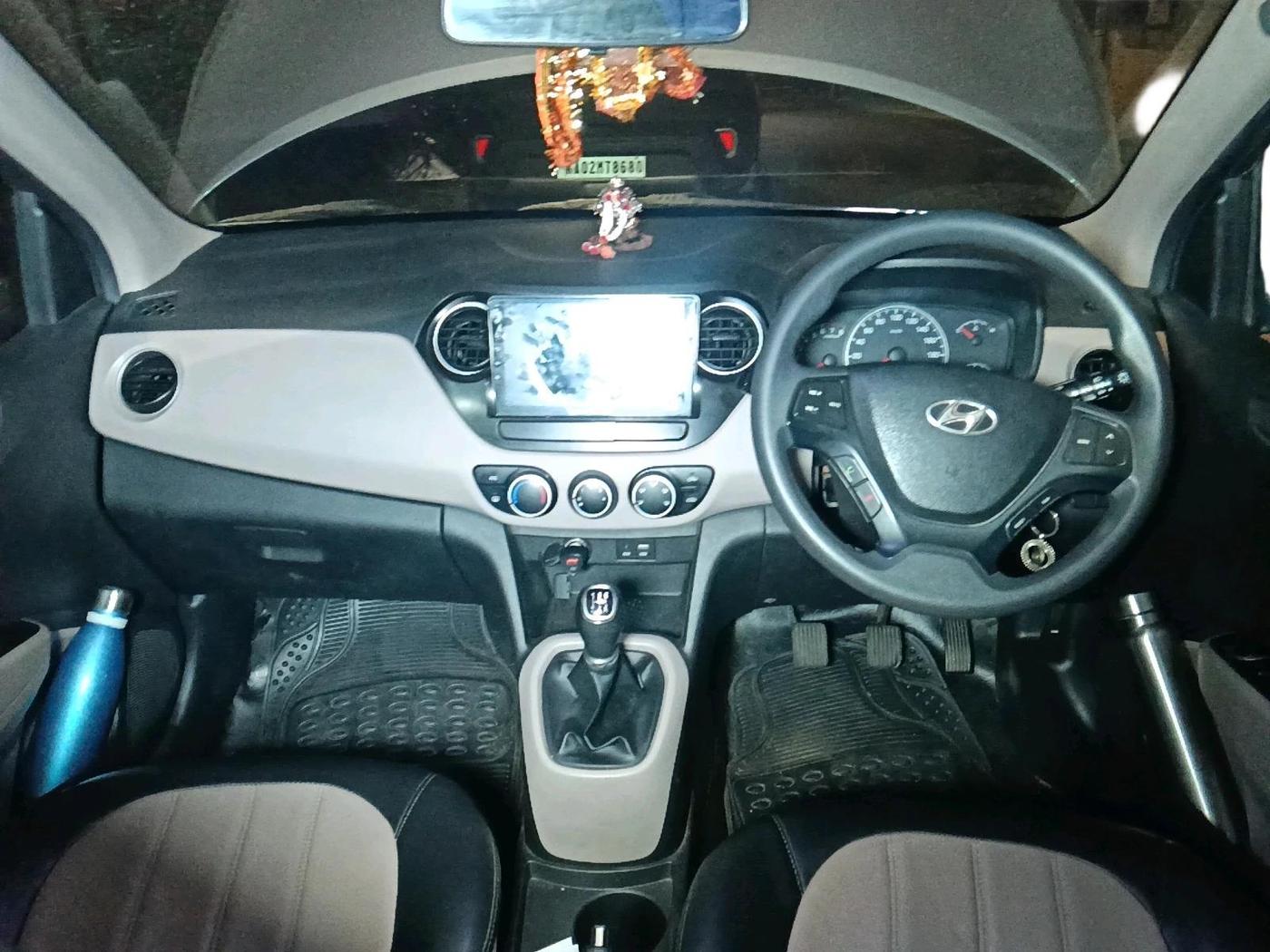 2015 Hyundai Grand i10 SPORTZ 1.2 KAPPA VTVT, Petrol, Manual, 80,371 km, interior