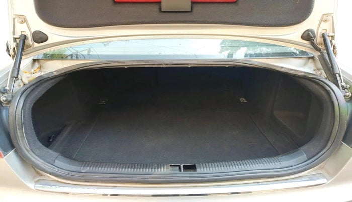 2010 Audi A6 2.7 TDI, Diesel, Automatic, 1,67,481 km, exterior