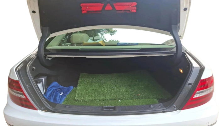 2013 Mercedes Benz C Class 200 CGI AVANTGARDE, Petrol, Automatic, 91,639 km, exterior