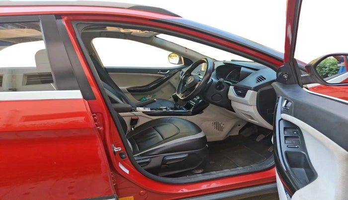 2020 Tata NEXON XZ PLUS (O) PETROL, Petrol, Manual, 91,847 km, interior