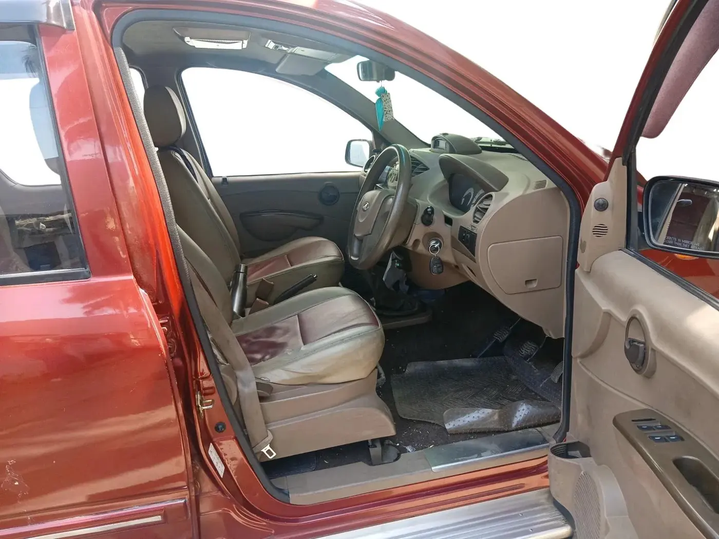 2011 Mahindra Xylo E4, Diesel, Manual, 1,67,213 km, interior