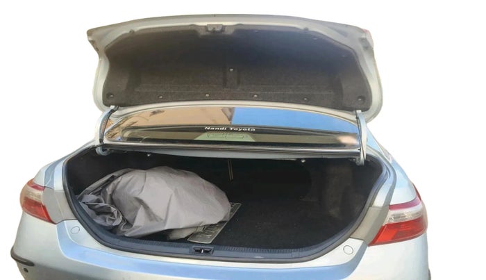 2006 Toyota Camry W1 MT, Petrol, Manual, 80,130 km, exterior