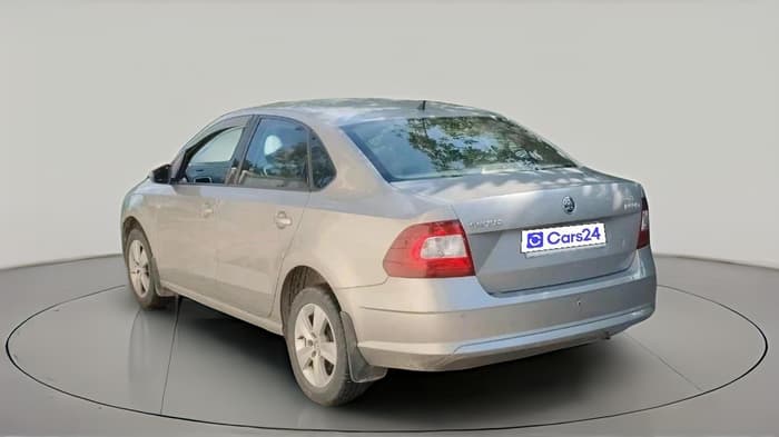 2017 Skoda Rapid AMBITION 1.5 TDI, Diesel, Manual, 86,175 km, exterior