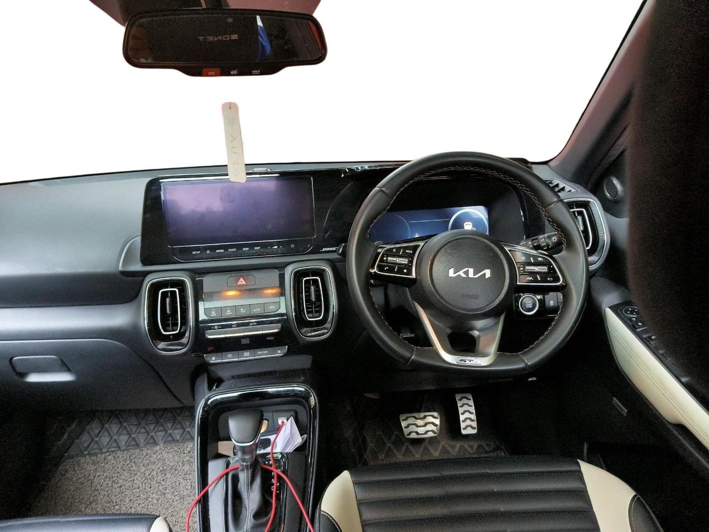 2024 KIA SONET GTX PLUS 1.0 TURBO PETROL DCT, Petrol, Automatic, 27,867 km, interior