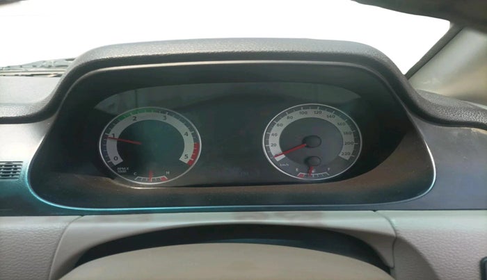 2011 Tata Aria PURE 4X2, Diesel, Manual, 1,55,697 km, interior