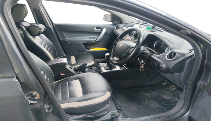 2011 Ford Fiesta Classic CLXI 1.6 PETROL, Petrol, Manual, 1,10,102 km, interior