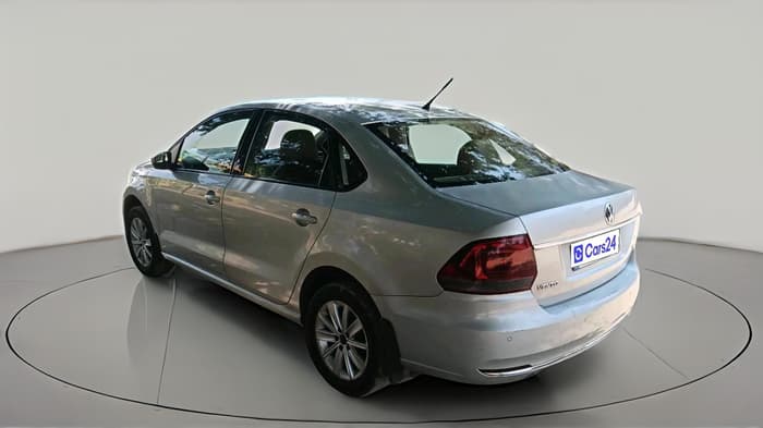 2016 Volkswagen Vento HIGHLINE 1.5 AT, Diesel, Automatic, 1,09,875 km, exterior