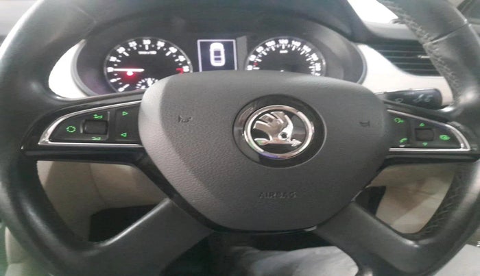 2015 Skoda Octavia ELEGANCE 2.0 TDI AT, Diesel, Automatic, 1,09,290 km, interior