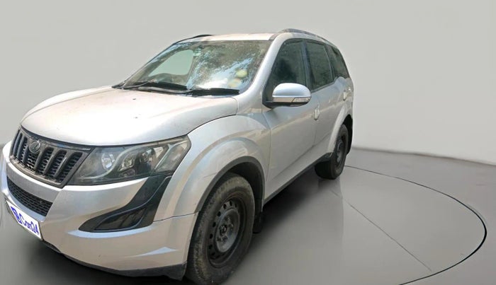 2016 Mahindra XUV500 W6, Diesel, Manual, 1,80,166 km, exterior