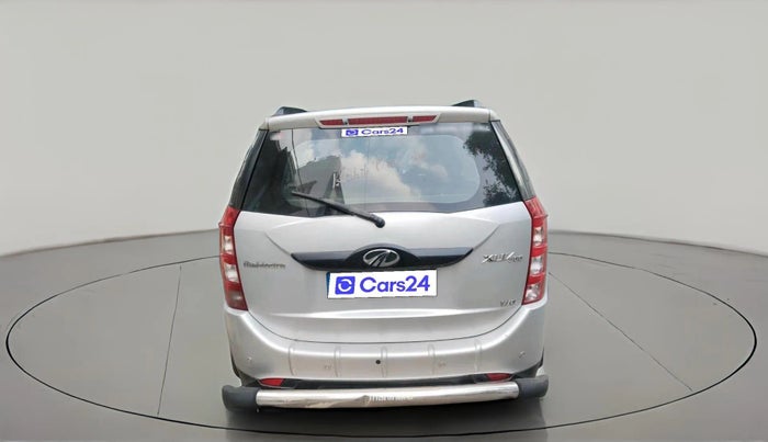 2016 Mahindra XUV500 W6, Diesel, Manual, 1,80,166 km, exterior