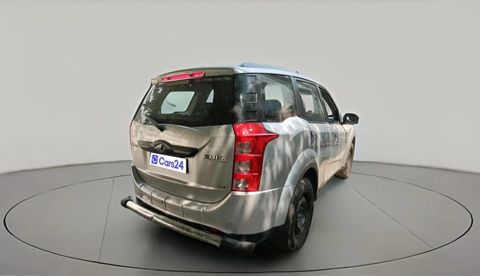 2016 Mahindra XUV500 W6, Diesel, Manual, 1,80,166 km, exterior